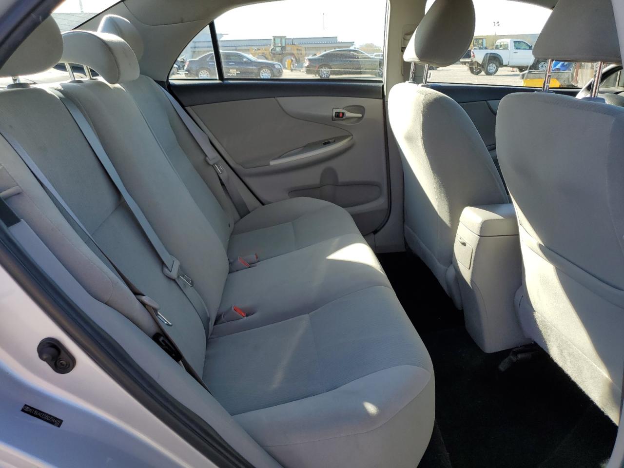 2011 Toyota Corolla - Image 10