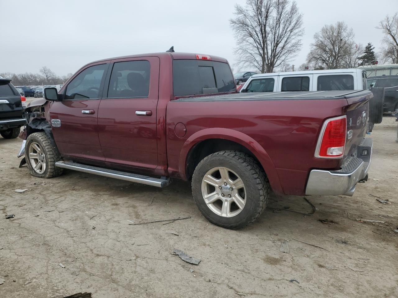 2016 RAM 1500 - Image 2