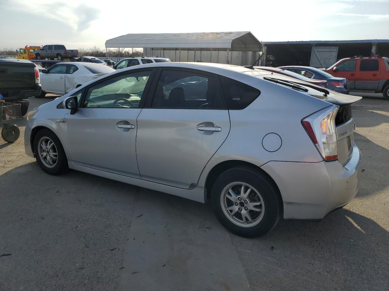 2011 Toyota Prius - Image 2