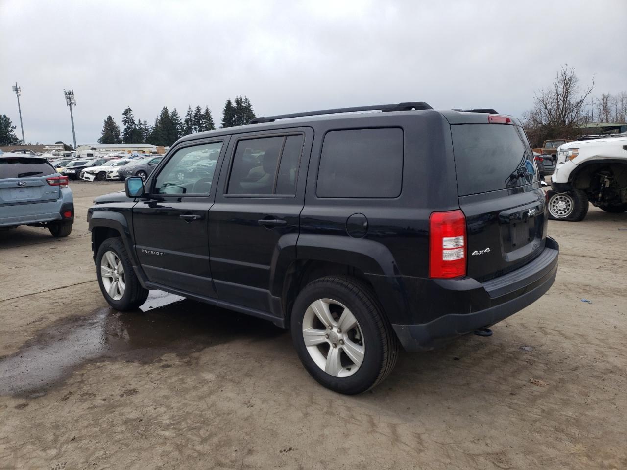 2016 Jeep Liberty (Patriot) - Image 2