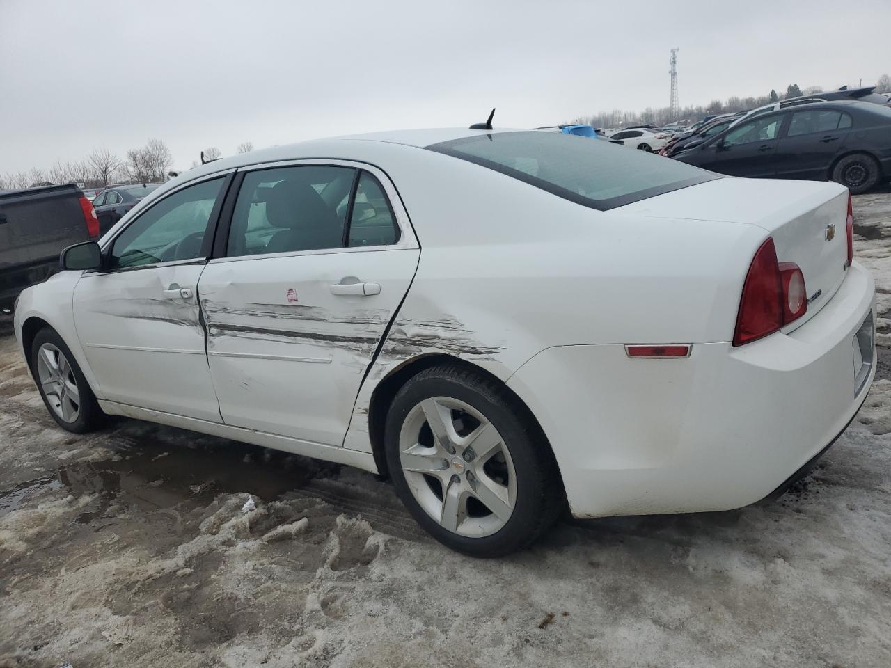 2010 Chevrolet Malibu - Image 2