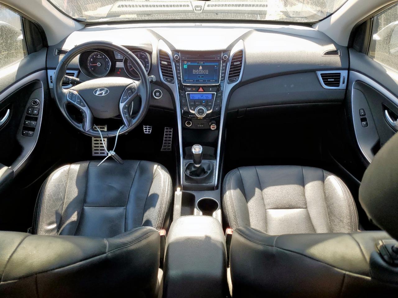 2014 Hyundai Elantra - Image 8