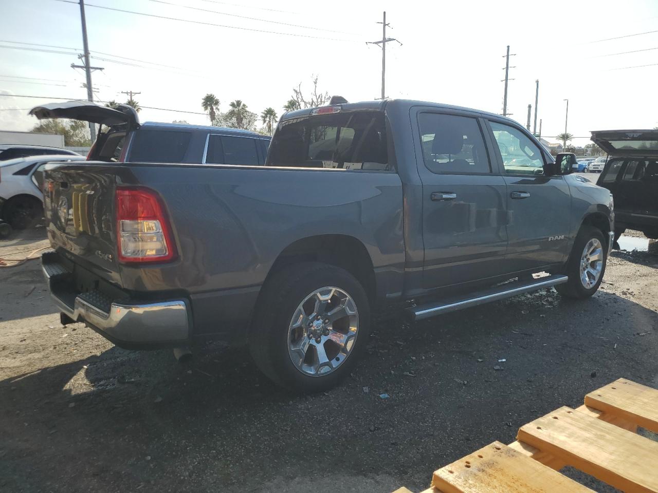 2020 RAM 1500 - Image 3