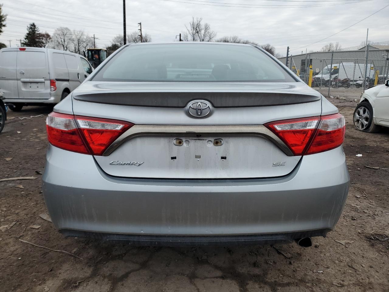 2016 Toyota Camry - Image 6