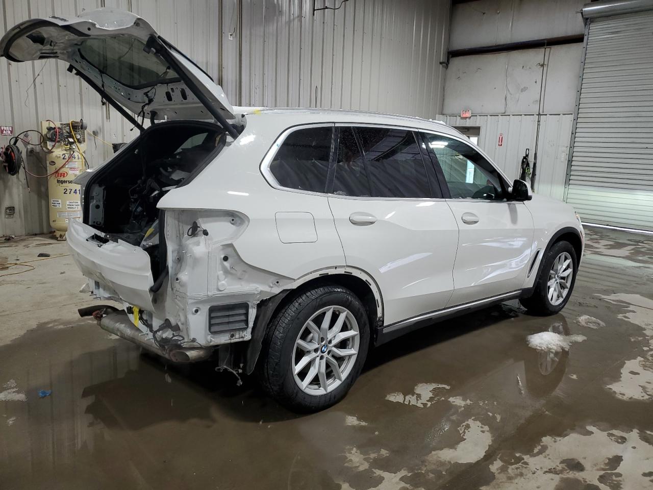 2020 BMW X5 - Image 3