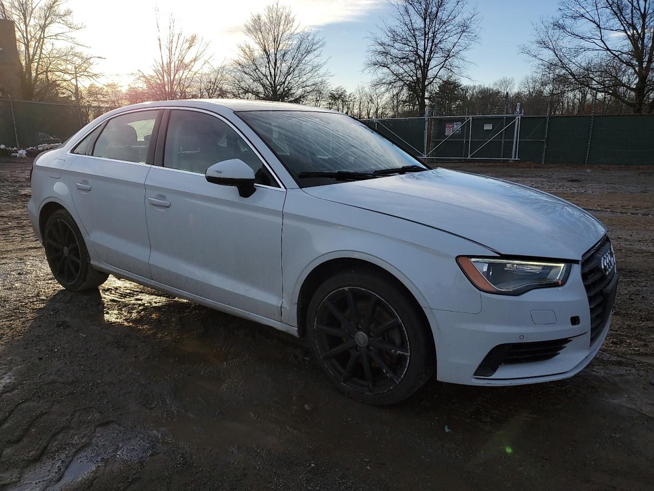 2015 Audi A3 - Image 4