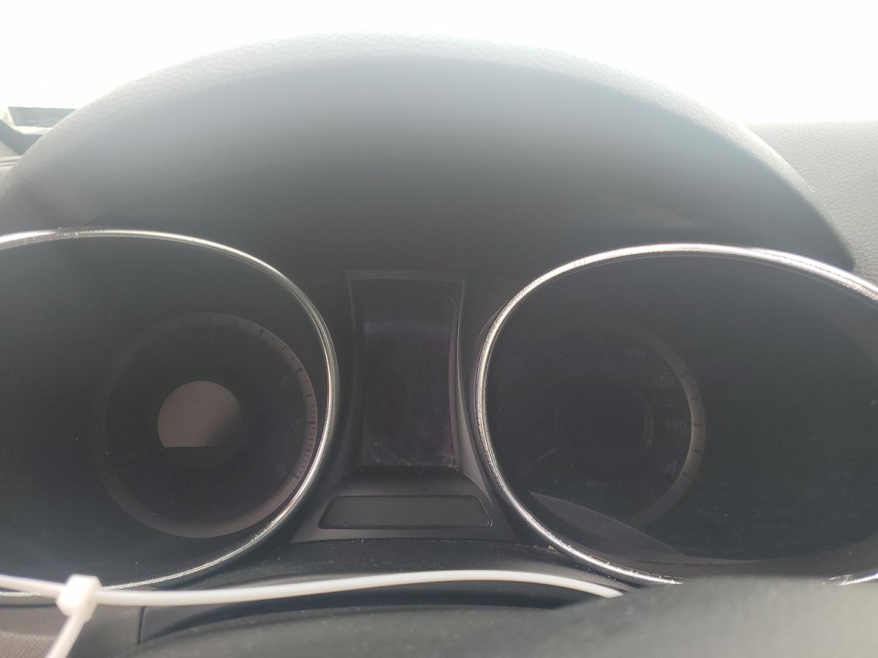2014 Hyundai Santa Fe - Image 9