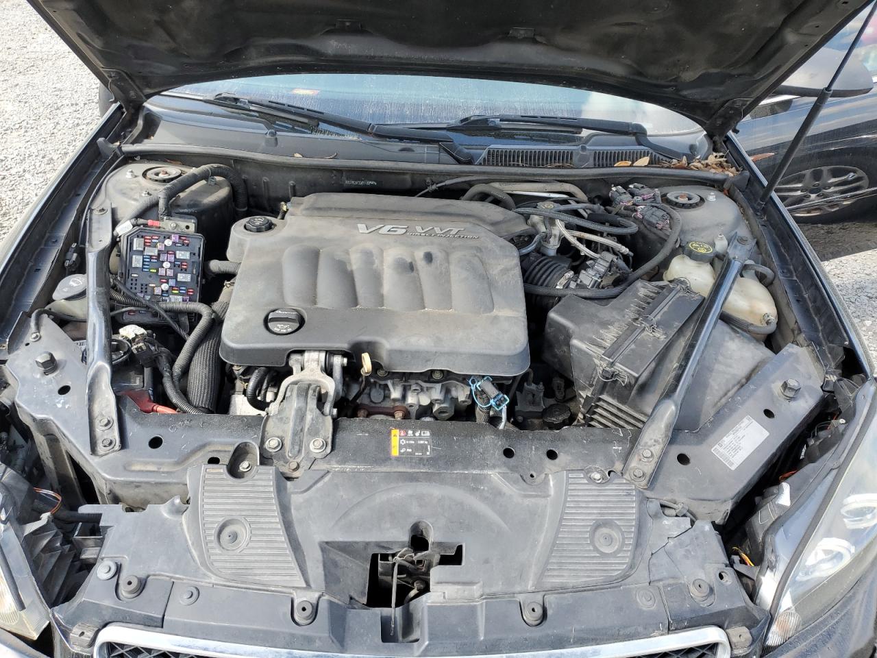 2013 Chevrolet Impala - Image 11