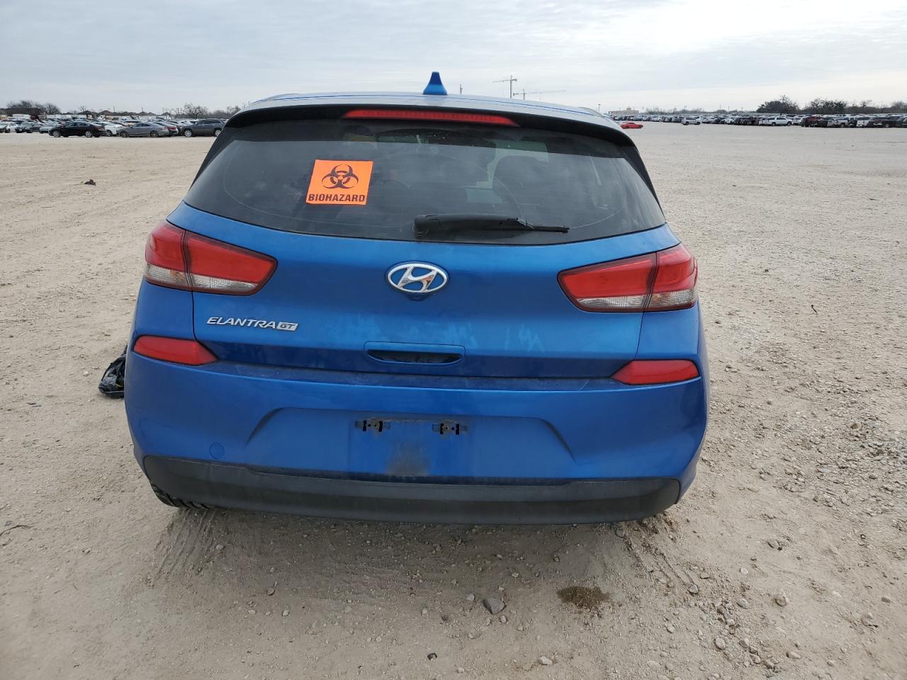 2018 Hyundai Elantra - Image 6
