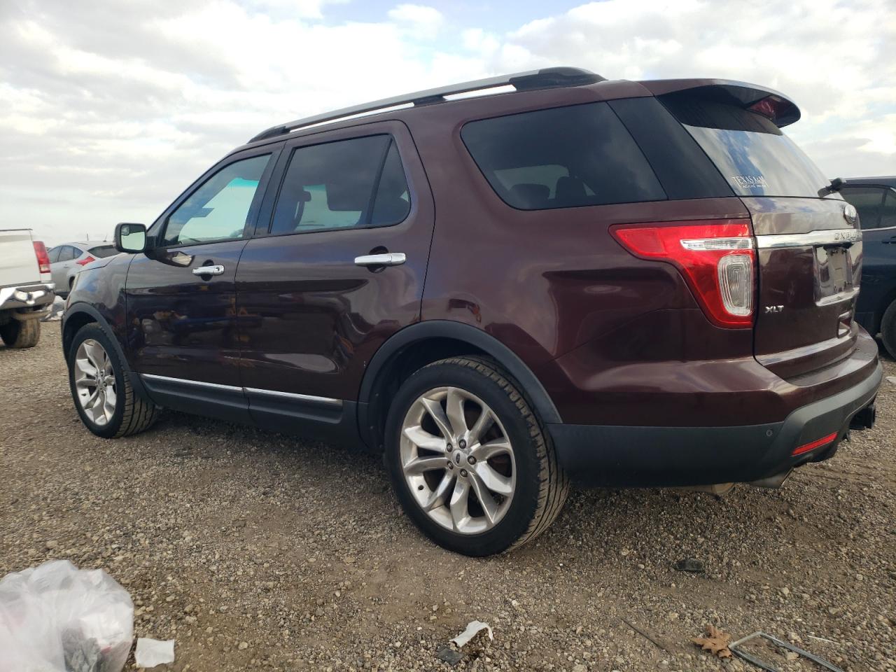 2012 Ford Explorer - Image 2