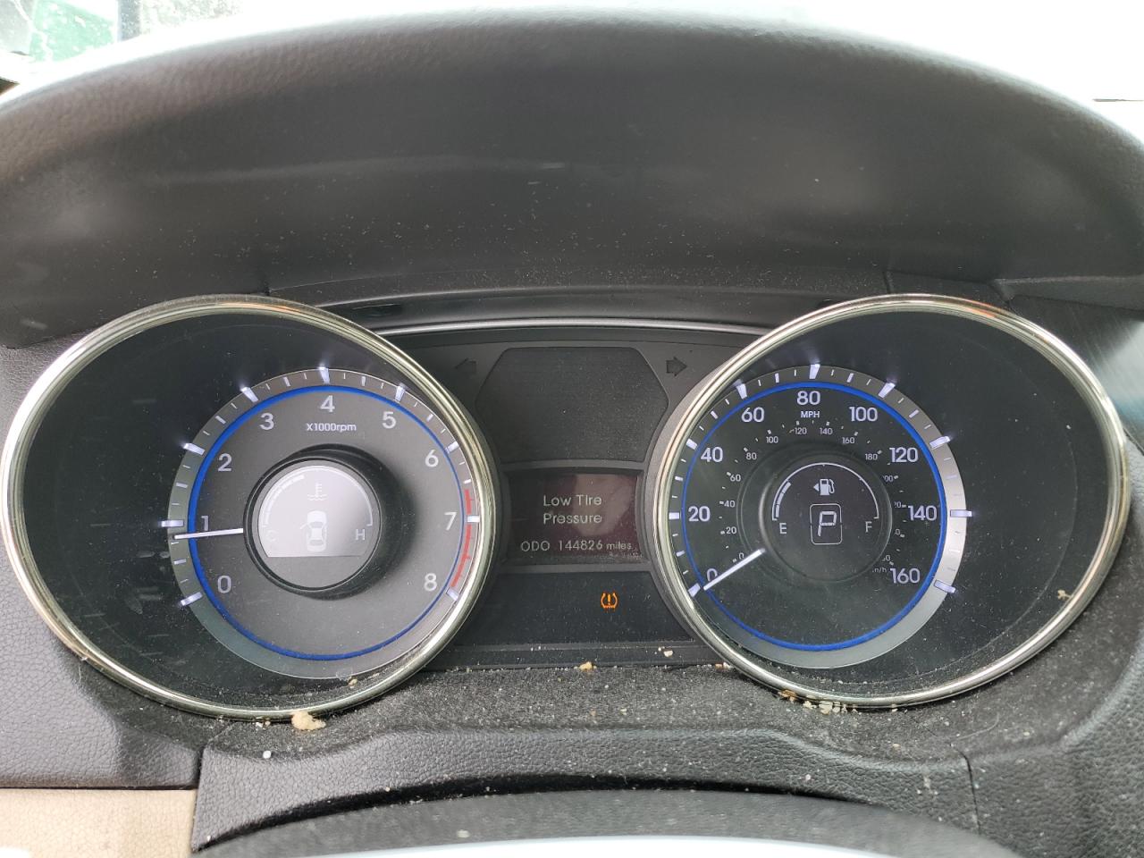 2012 Hyundai Sonata - Image 9