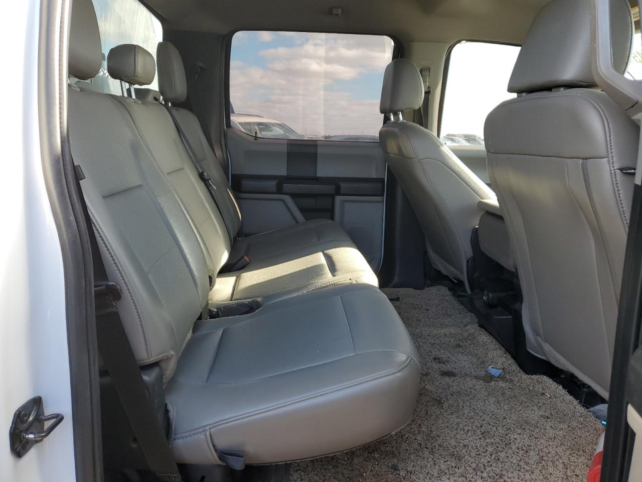 2020 Ford F350 - Image 11