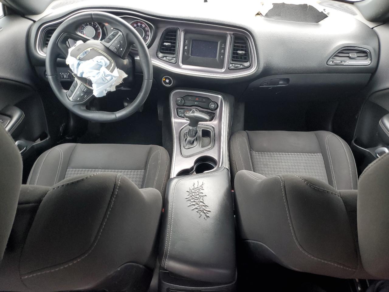2015 Dodge Challenger - Image 8