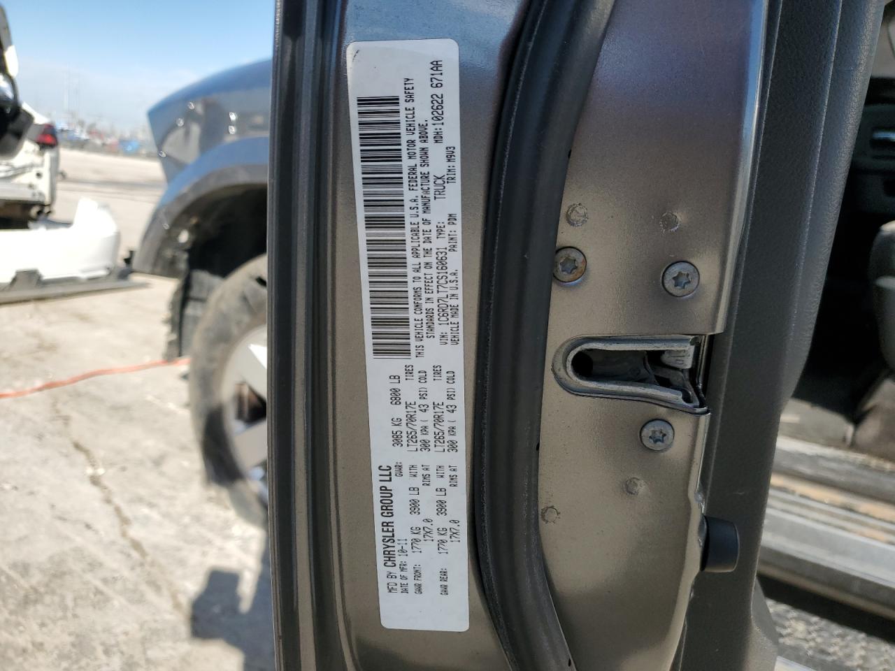 2012 Dodge RAM - Image 12