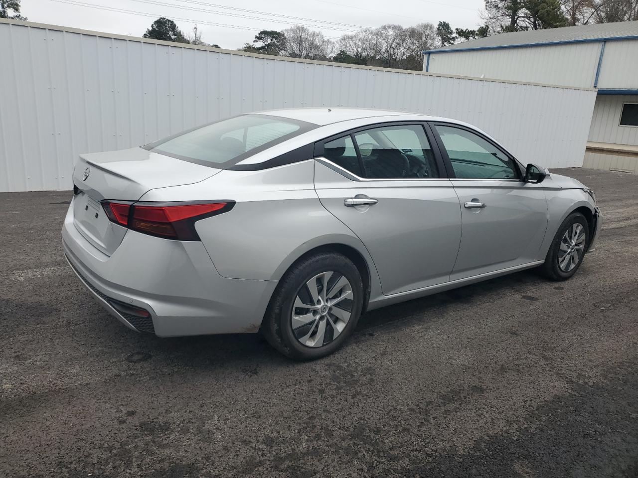 2024 Nissan Altima - Image 3