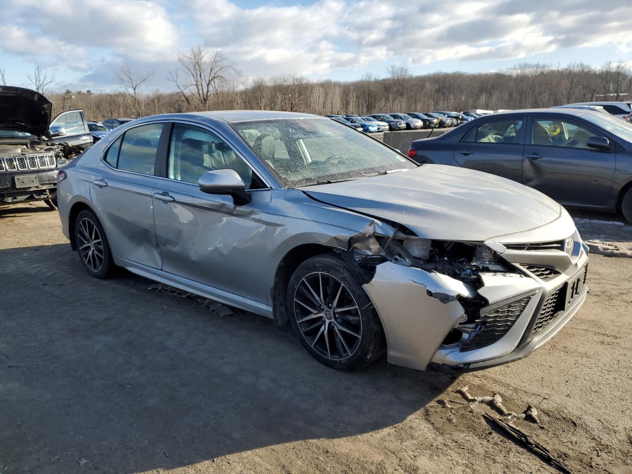 2021 Toyota Camry - Image 4