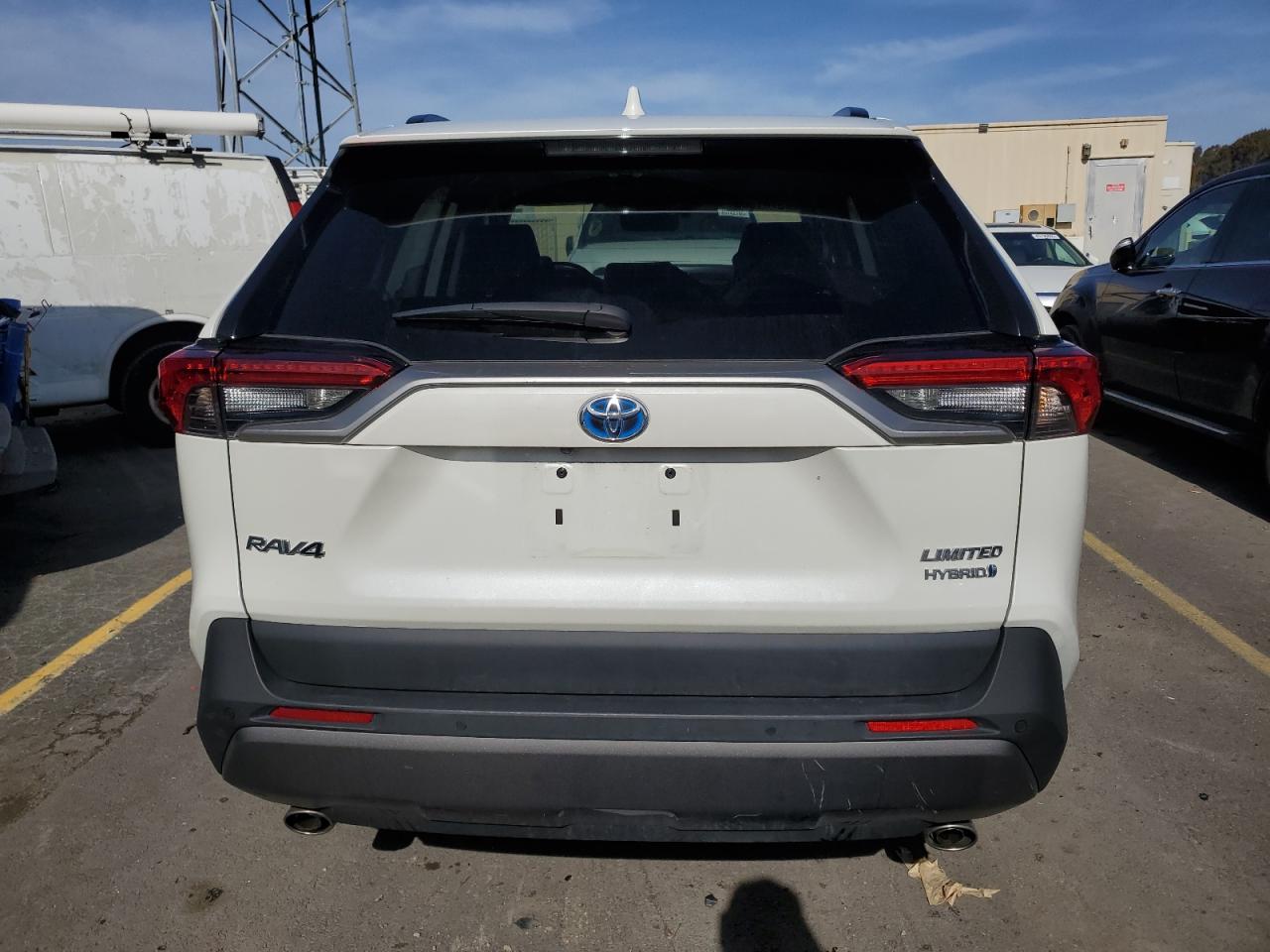 2021 Toyota RAV 4 - Image 6