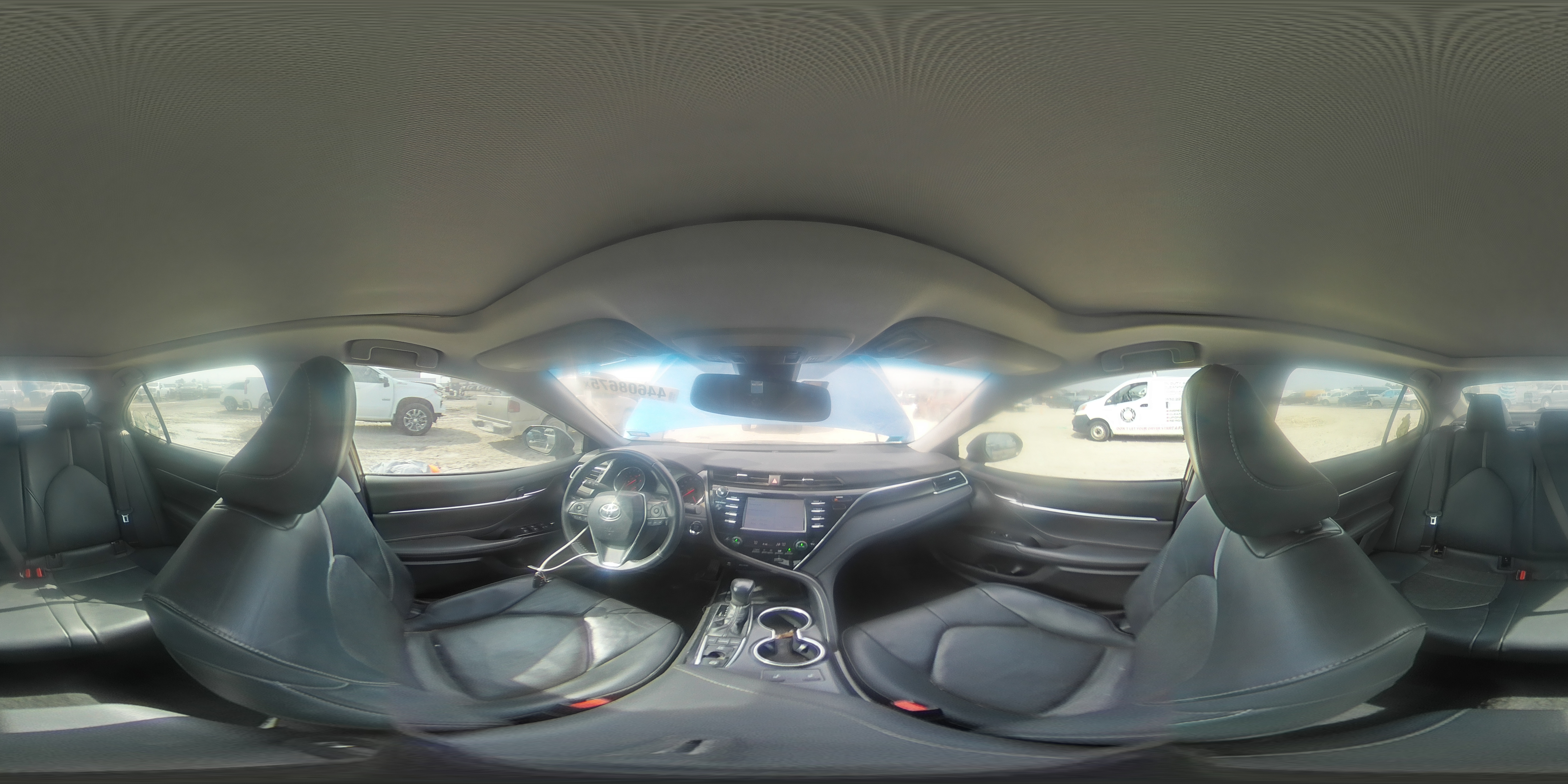 2018 Toyota Camry - Image 14