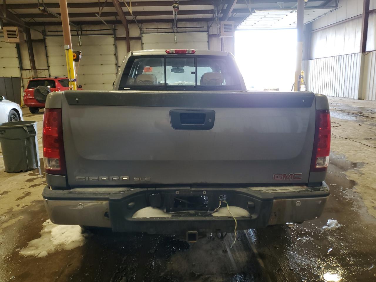 2009 GMC Sierra - Image 6