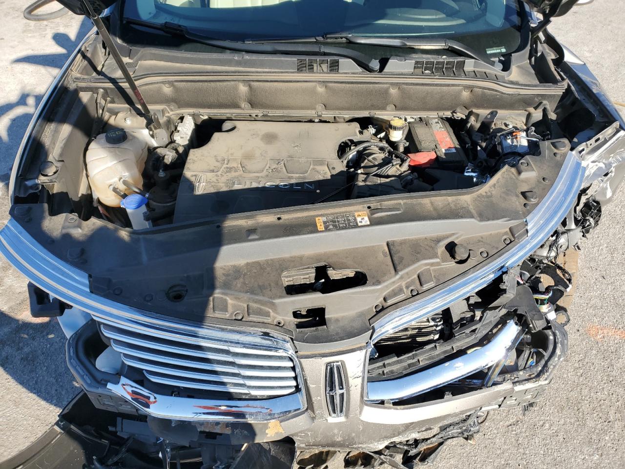 2017 Lincoln MKX - Image 12