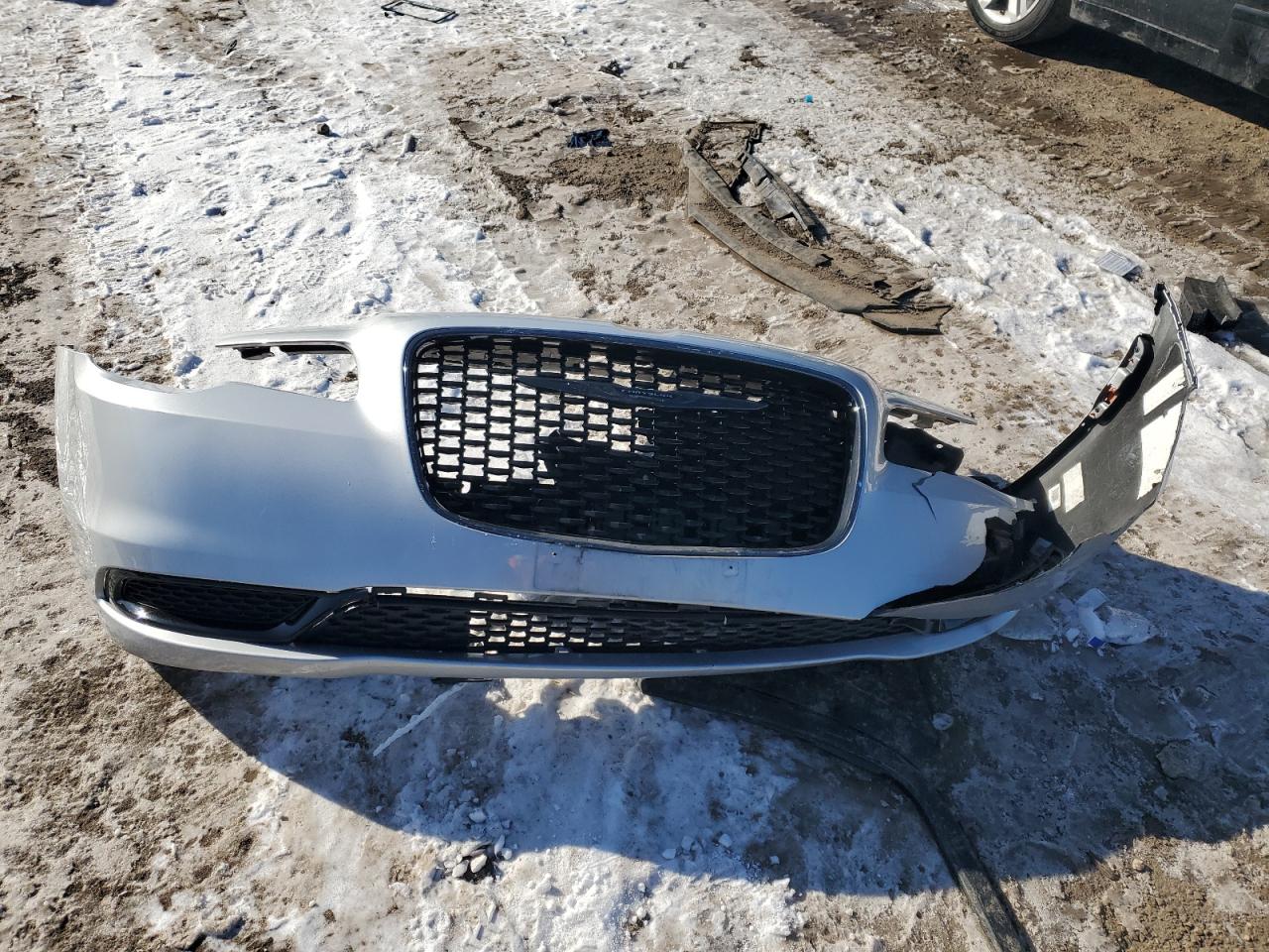 2020 Chrysler 300 - Image 12