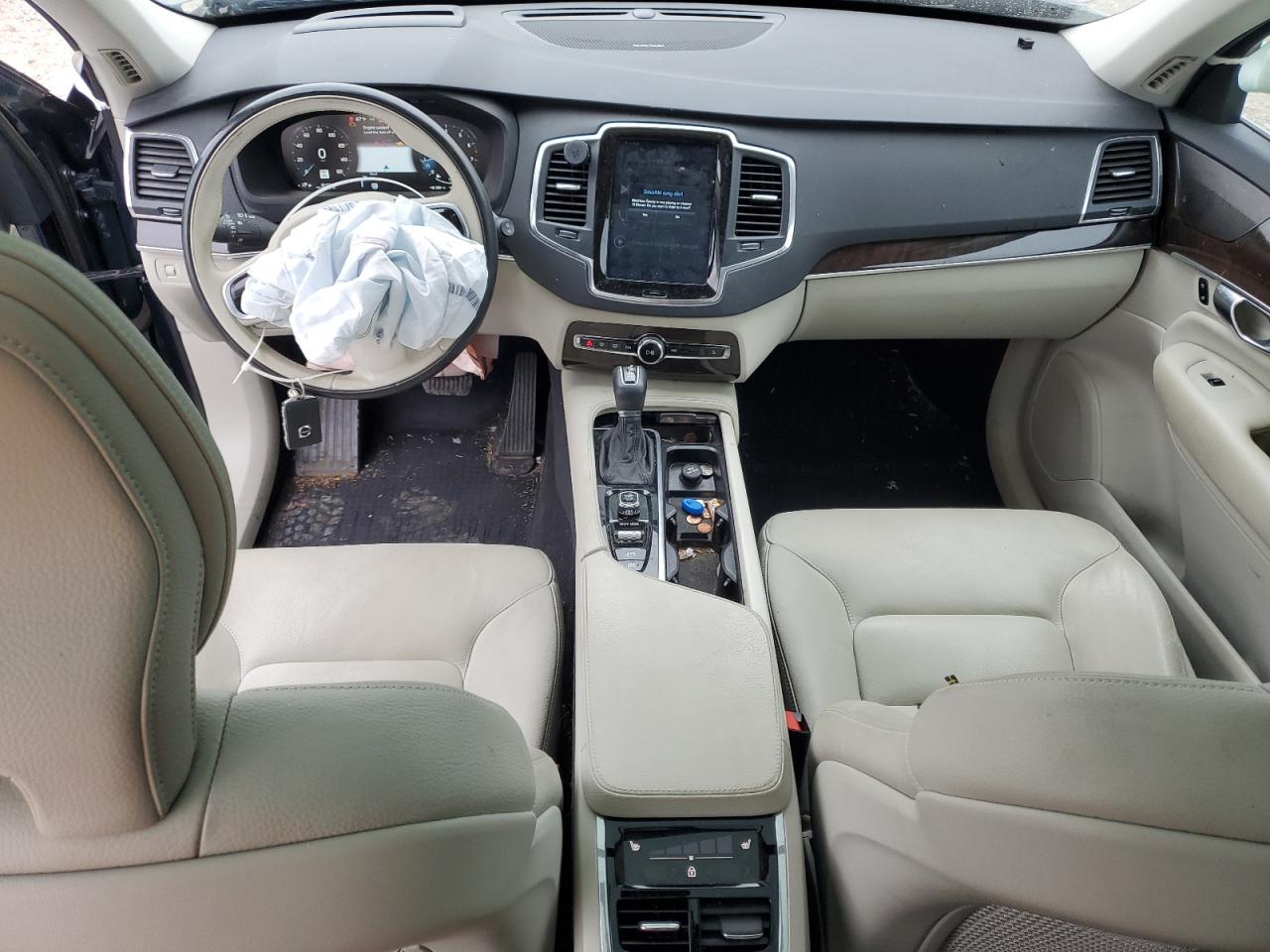 2019 Volvo XC90 - Image 8