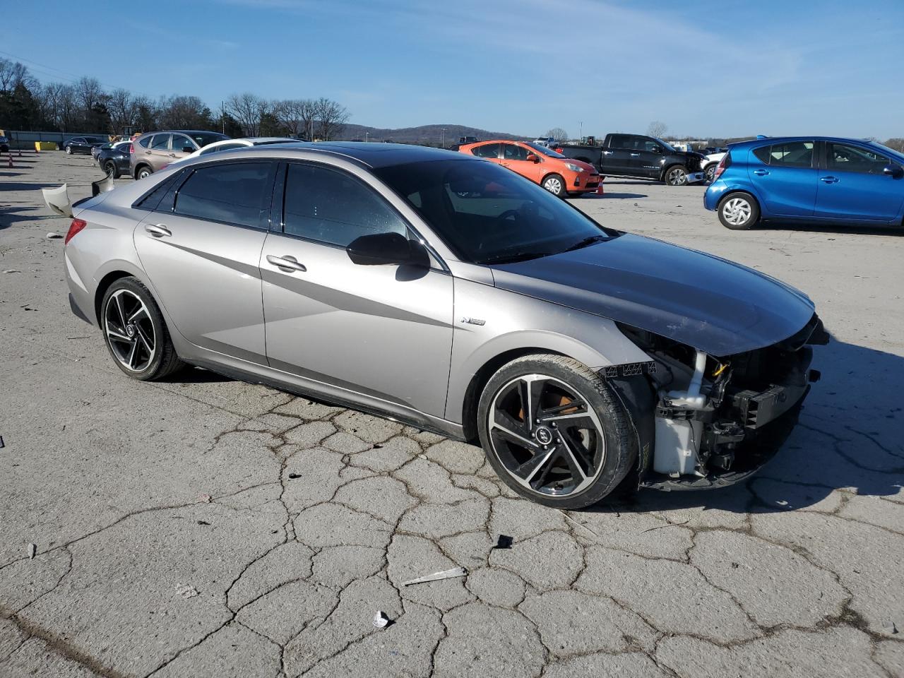 2023 Hyundai Elantra - Image 4