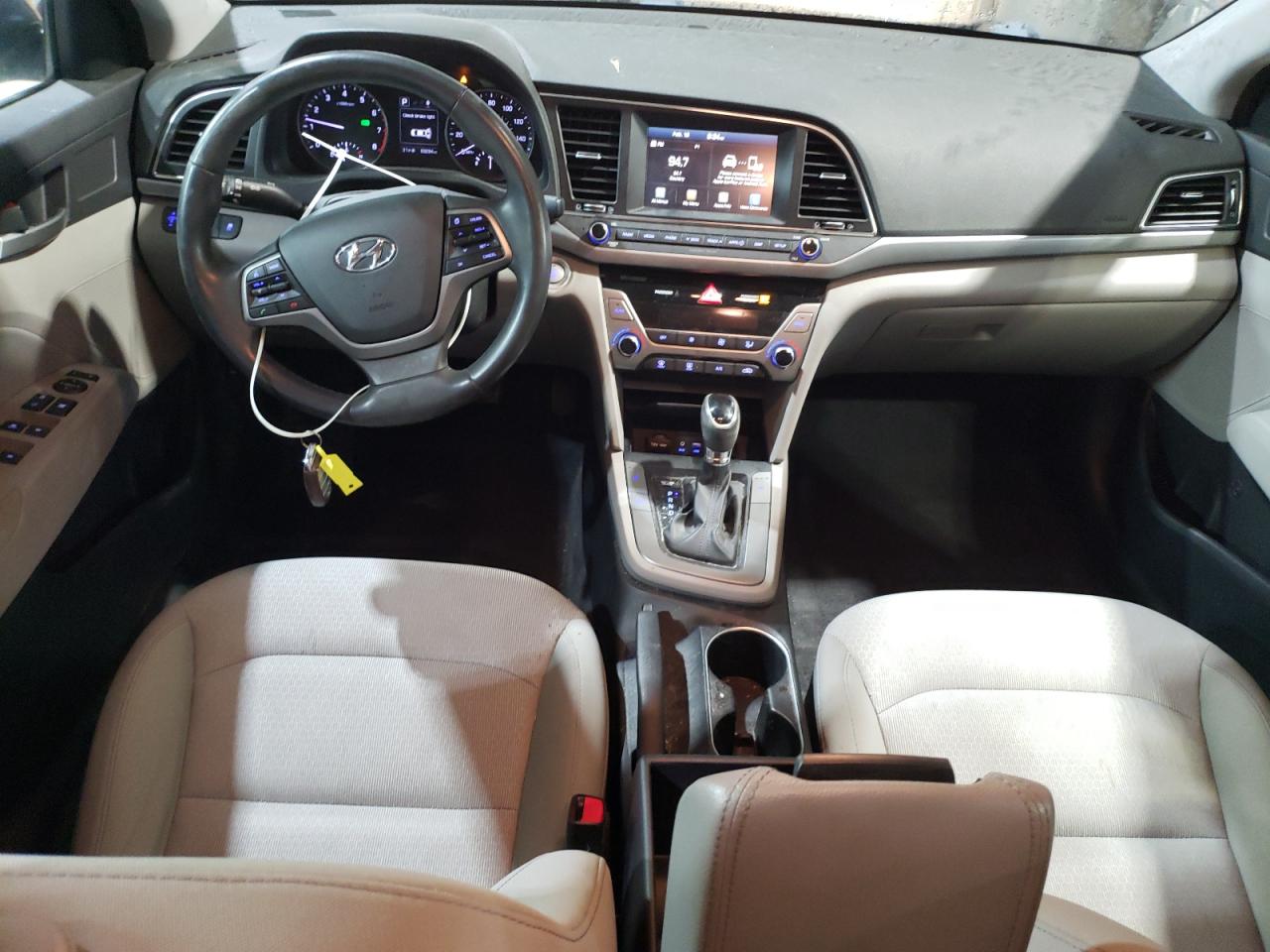 2017 Hyundai Elantra - Image 8