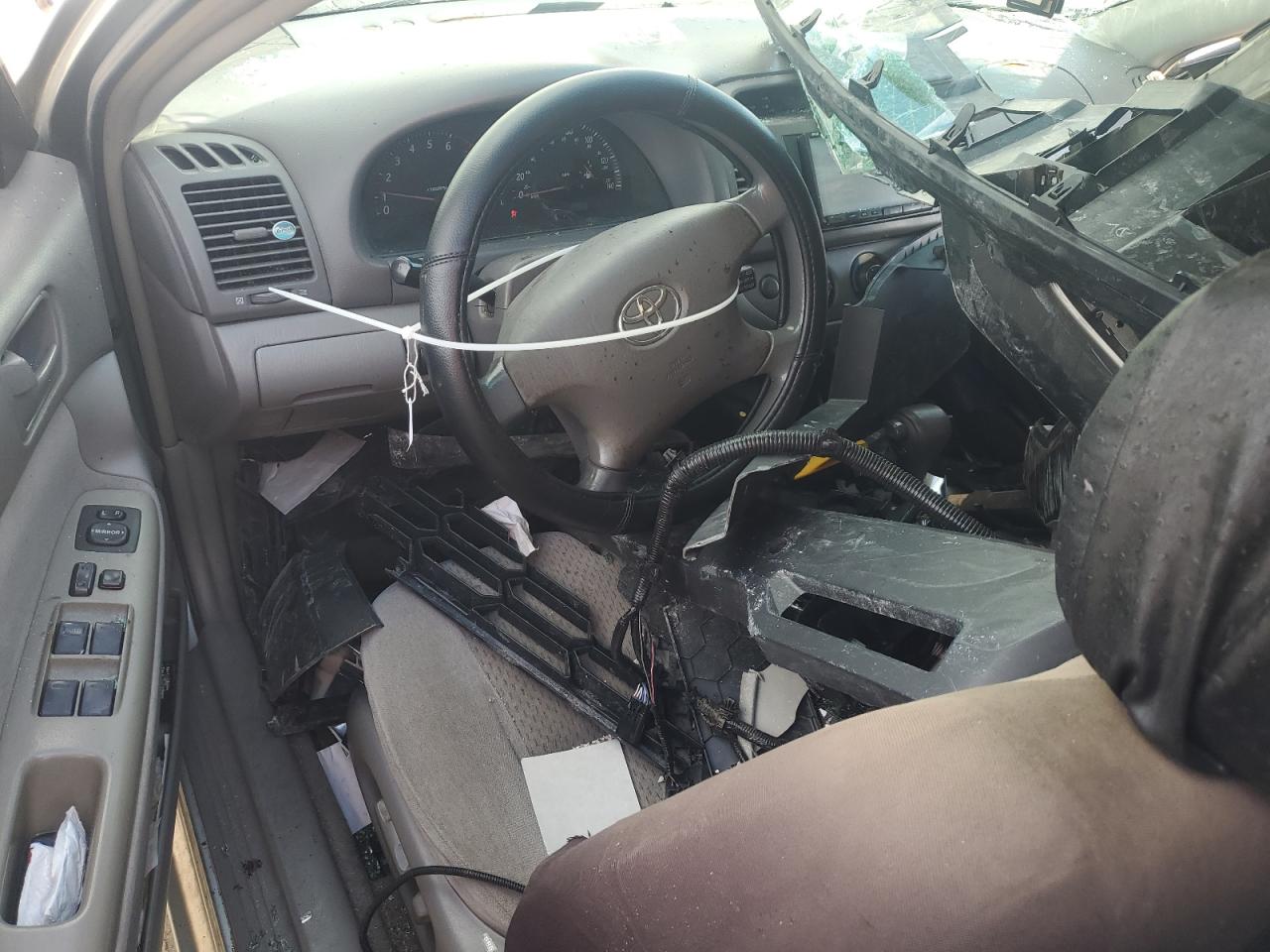 2002 Toyota Camry - Image 8