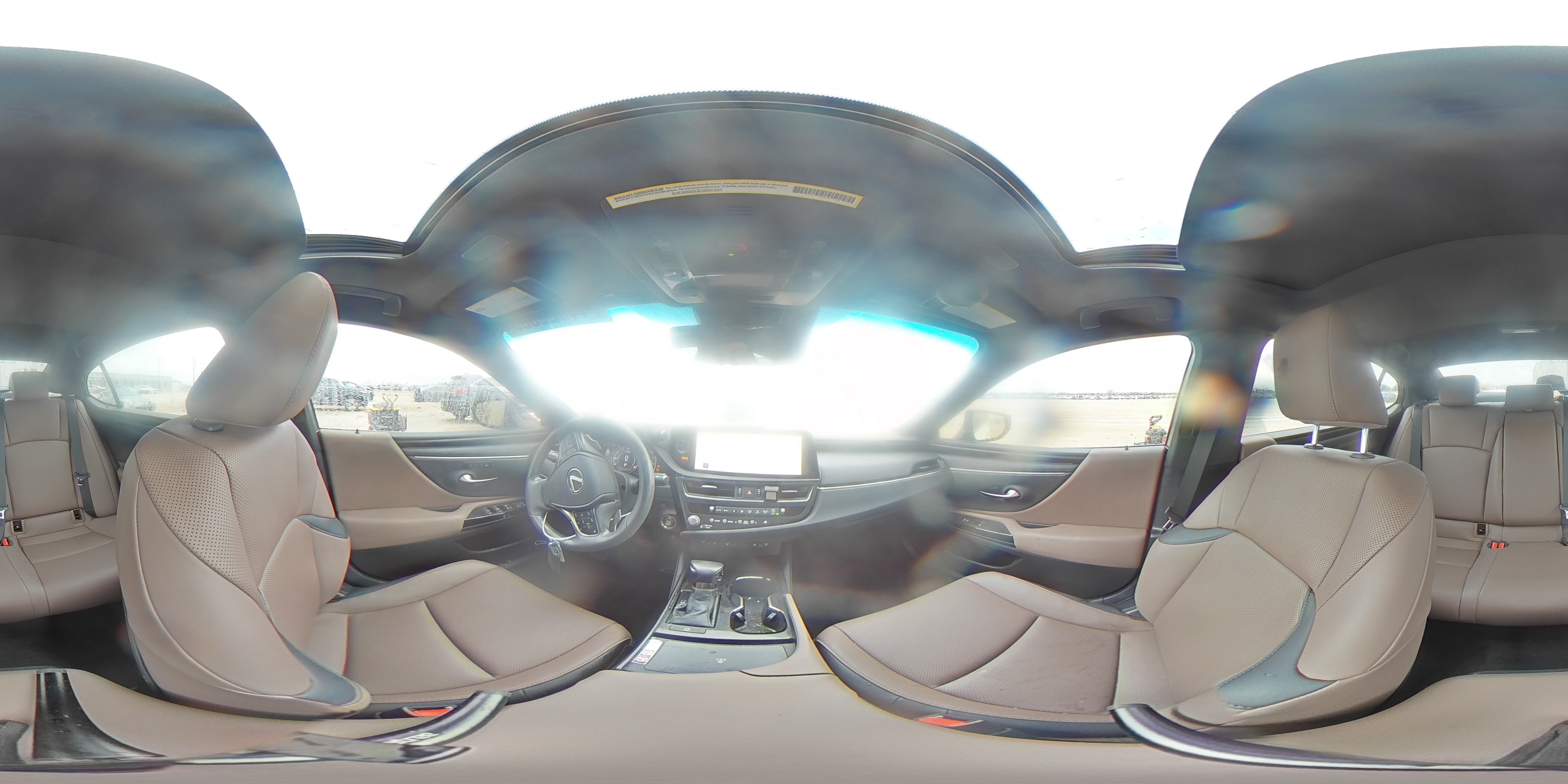 2023 Lexus ES - Image 13