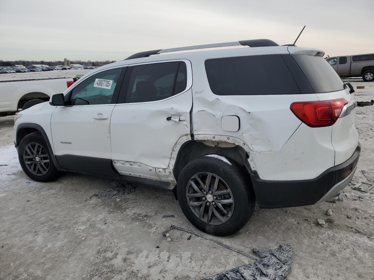 2019 GMC Acadia - Image 2