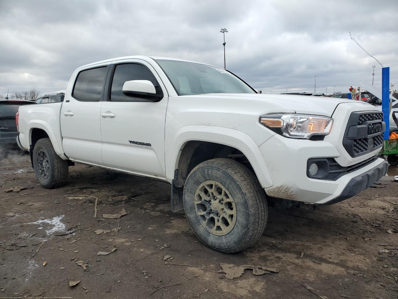 2022 Toyota Tacoma - Image 4