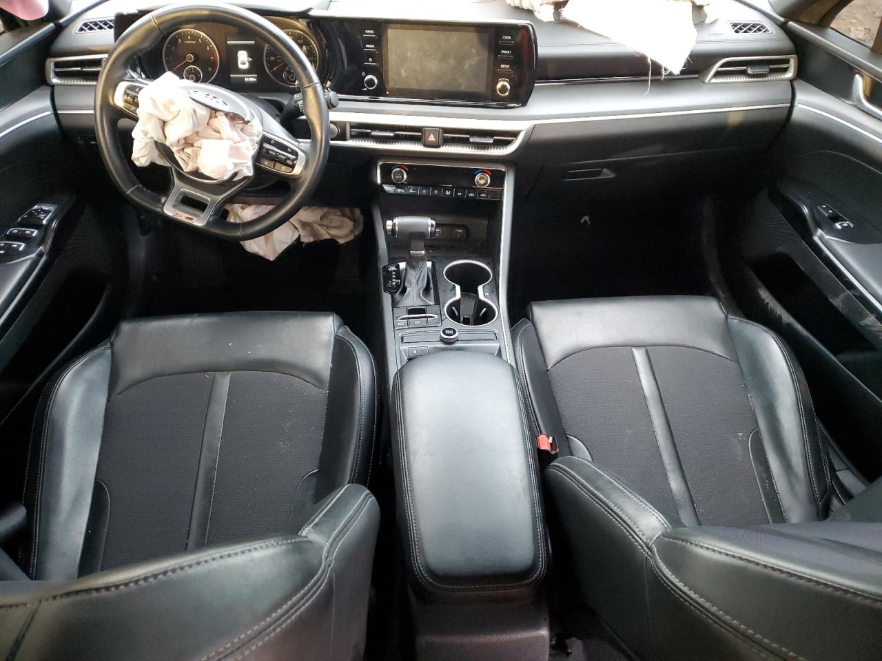 2021 Kia K5 - Image 8