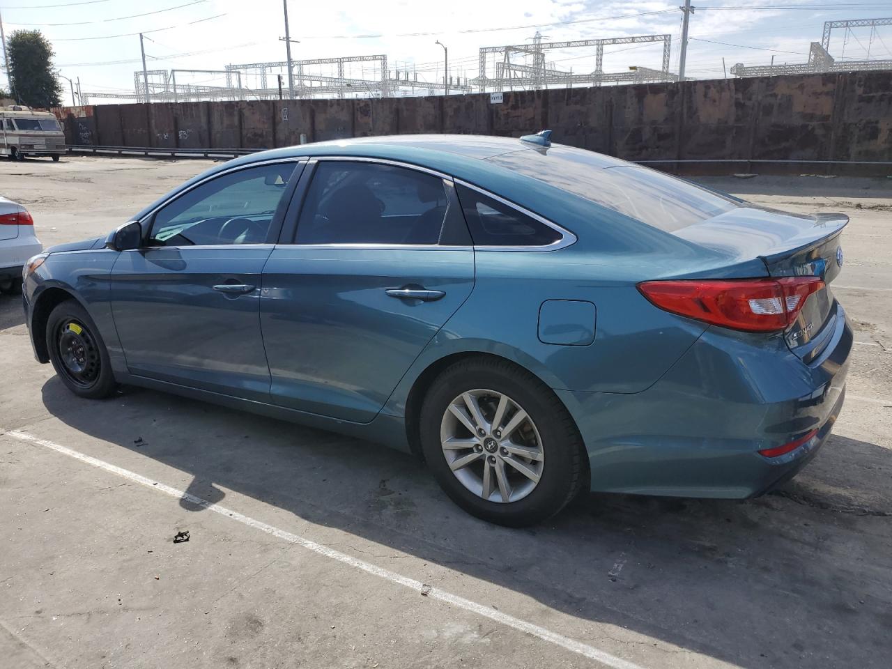 2017 Hyundai Sonata - Image 2