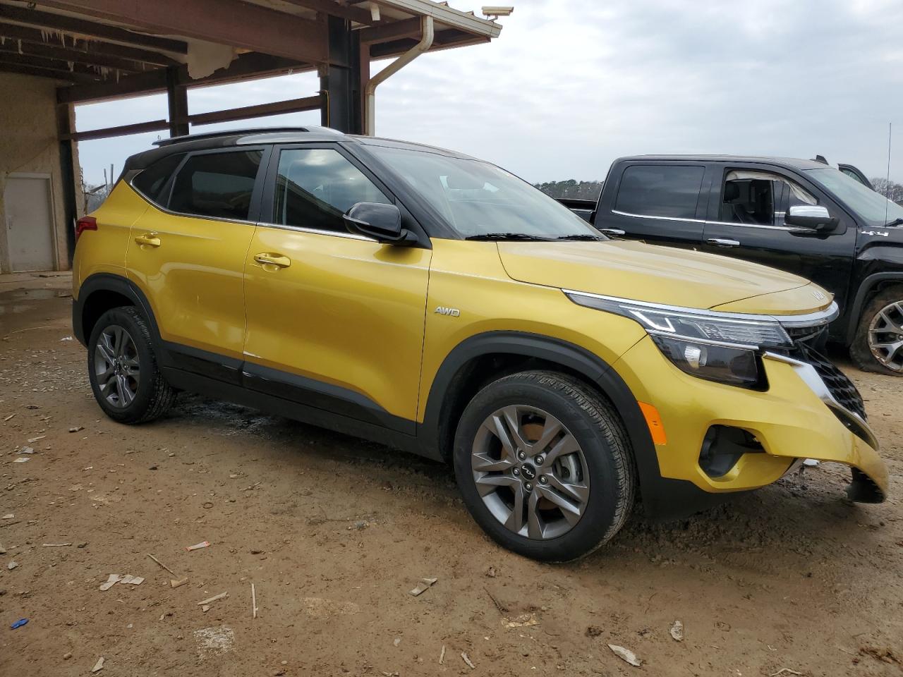 2023 Kia Seltos - Image 4