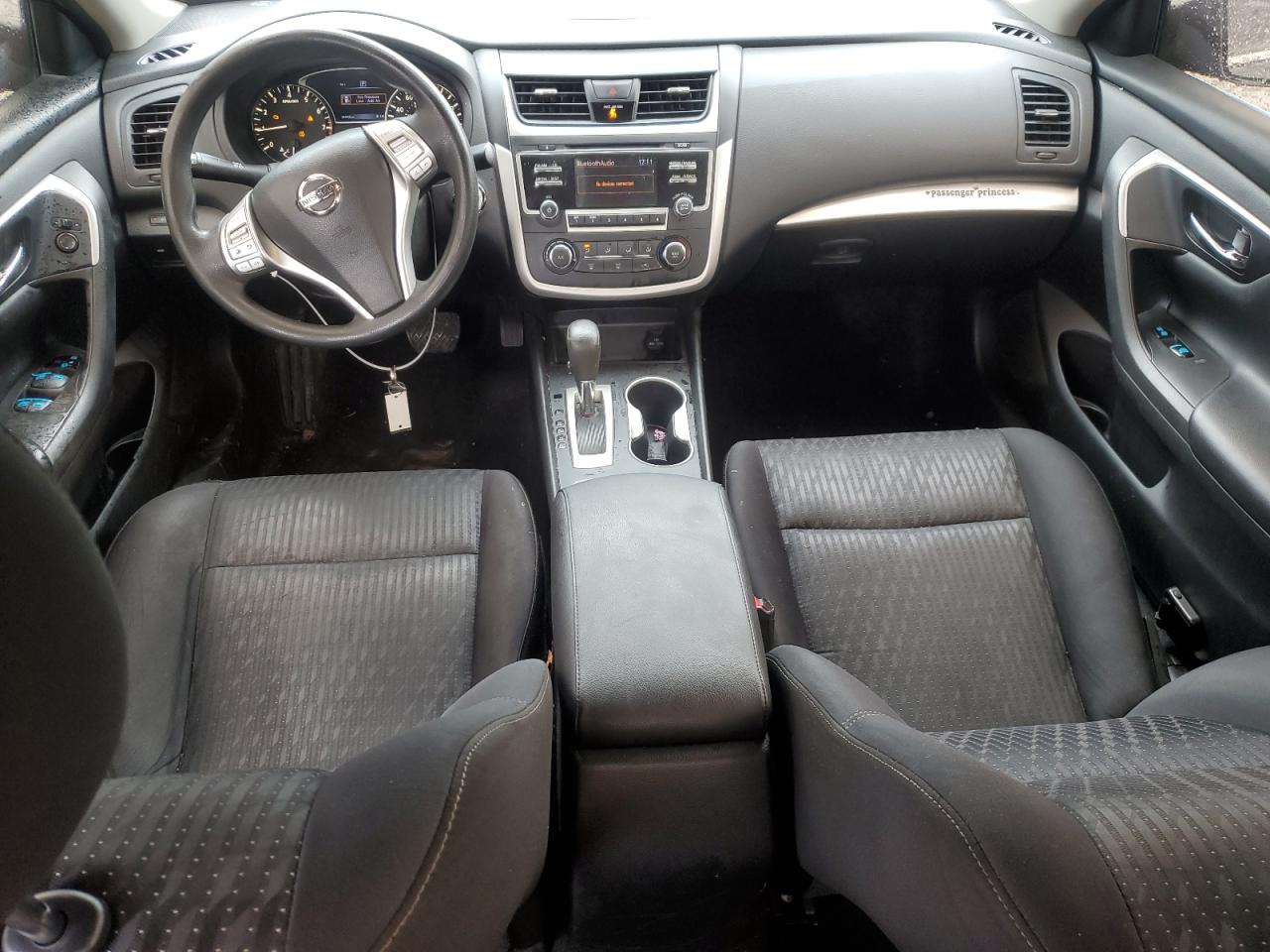 2016 Nissan Altima - Image 8