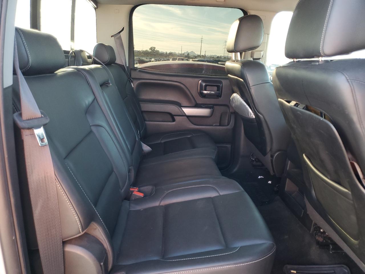 2014 Chevrolet Silverado - Image 10