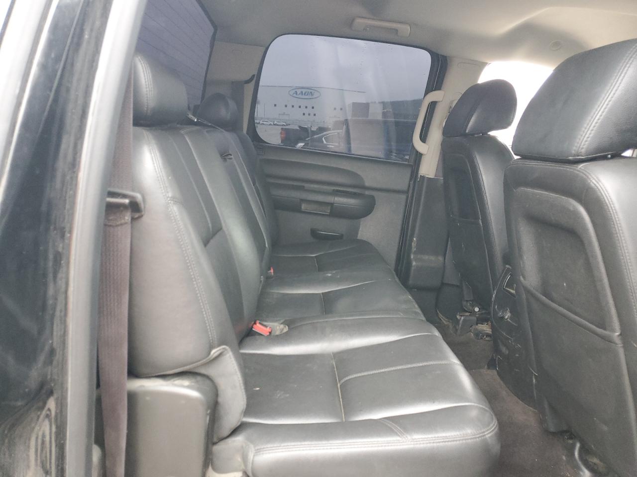 2013 Chevrolet Silverado - Image 10