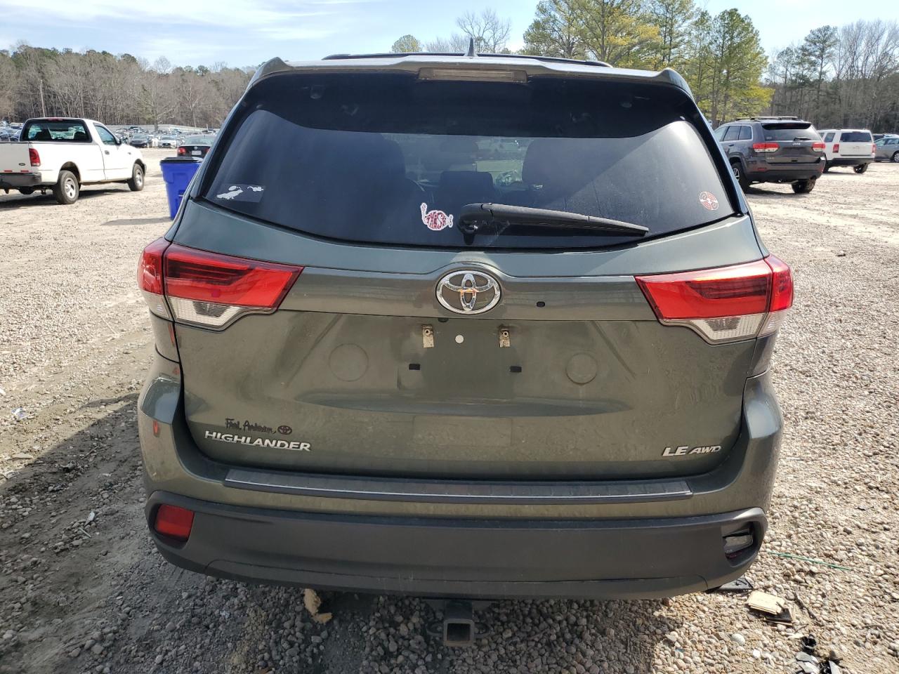 2019 Toyota Highlander - Image 6