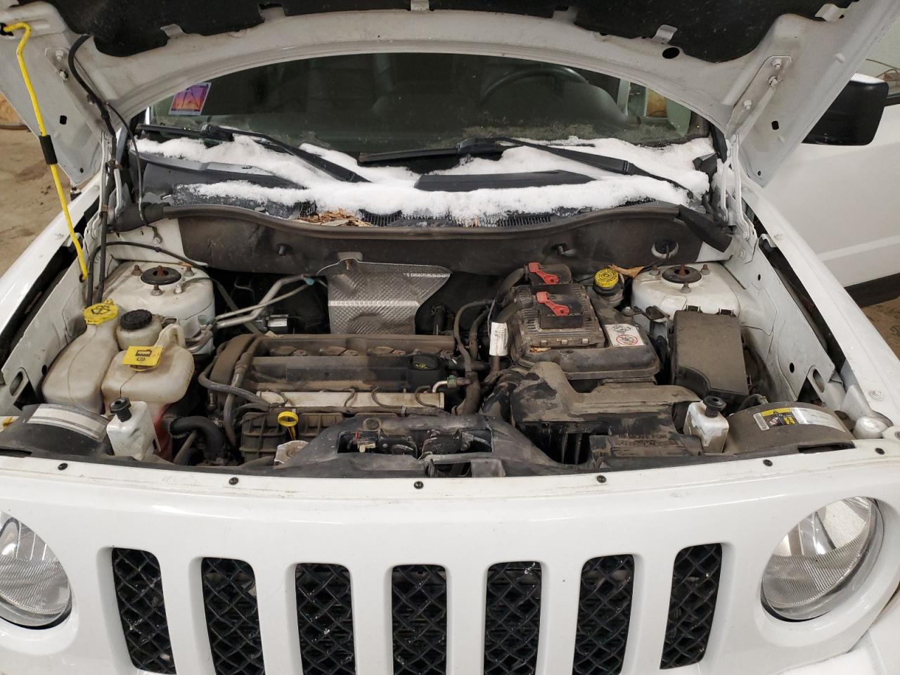 2016 Jeep Liberty (Patriot) - Image 12