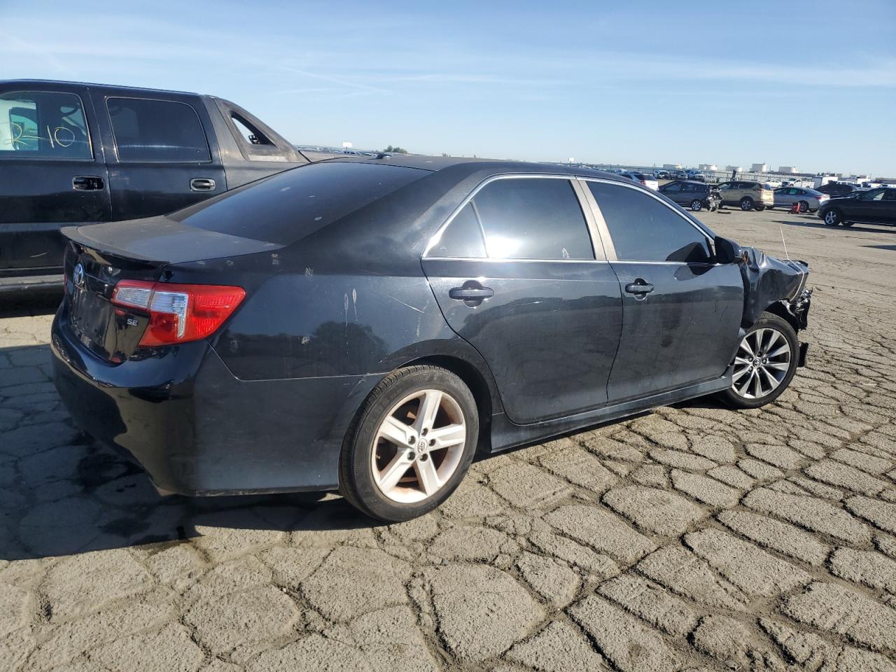 2012 Toyota Camry - Image 3