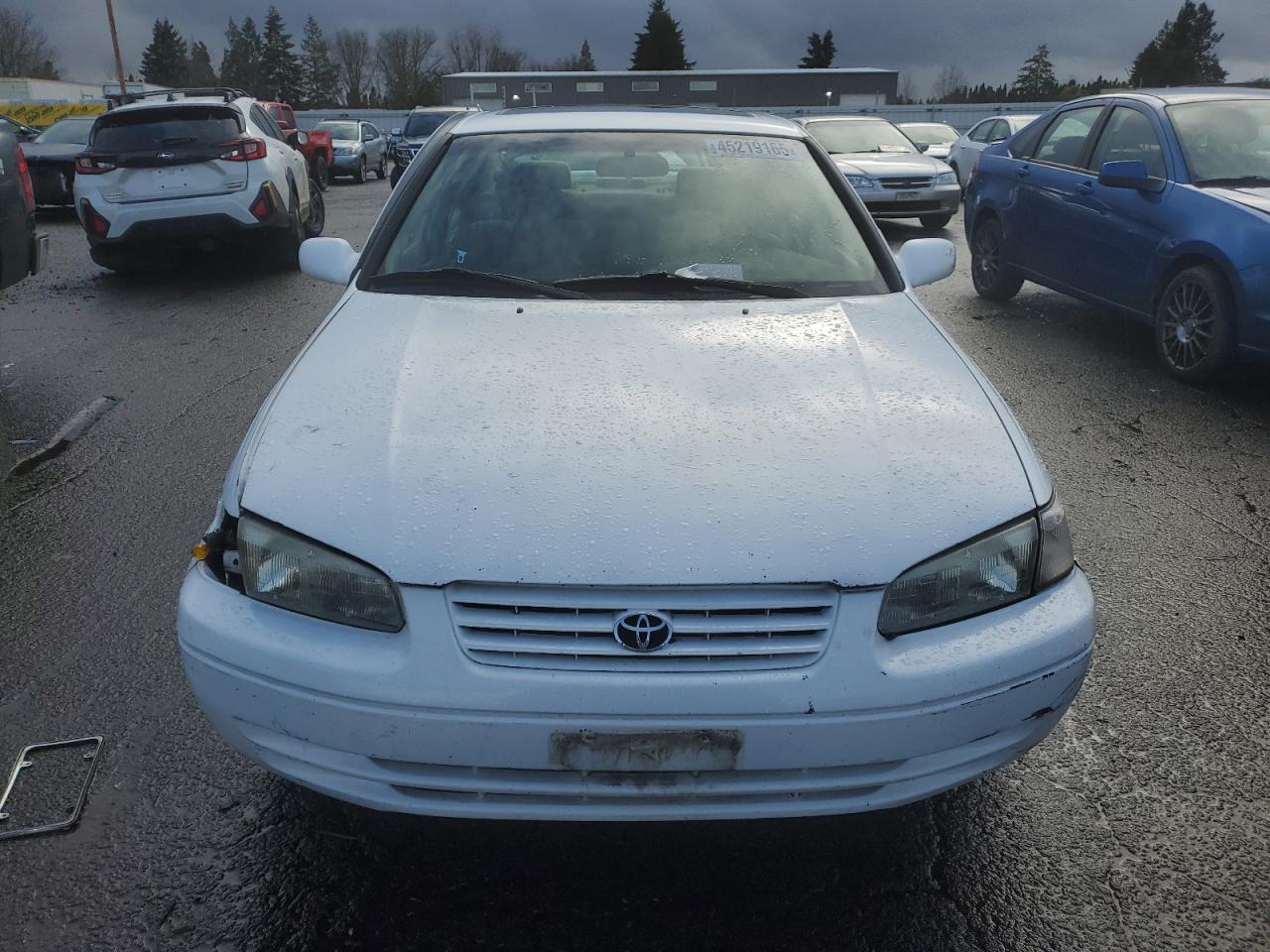 1998 Toyota Camry - Image 5