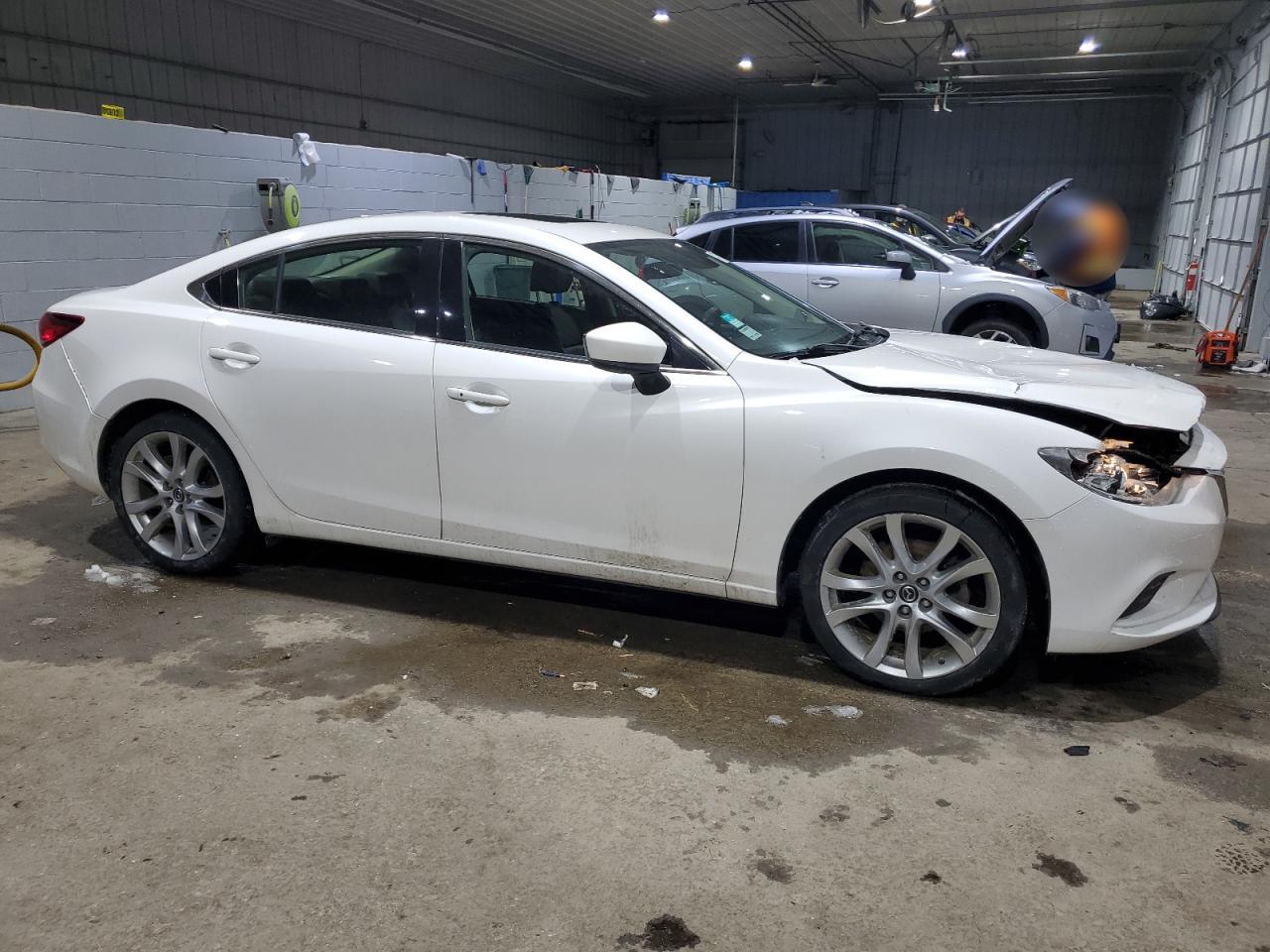 2017 Mazda 6 - Image 4