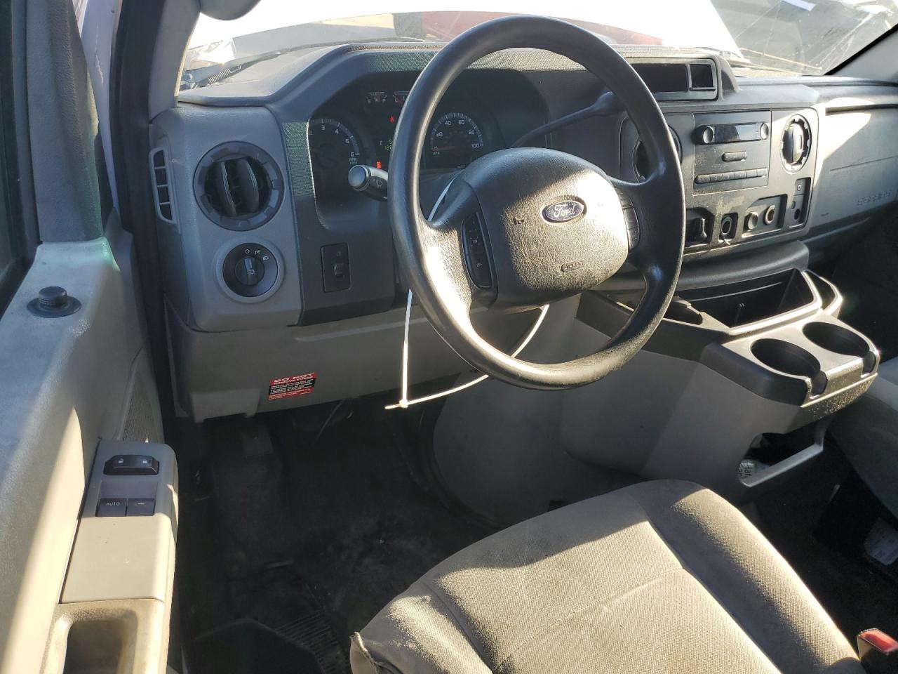2013 Ford Econoline - Image 8