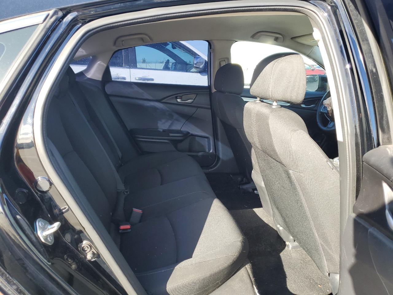 2018 Honda Civic - Image 10