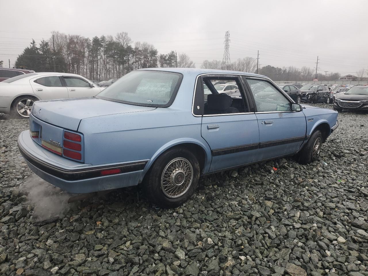1991 Oldsmobile Cutlass - Image 3