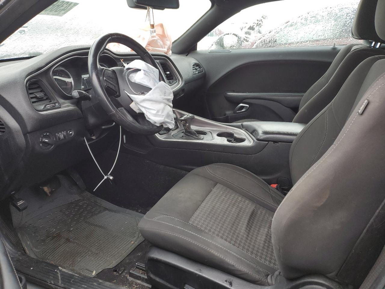 2019 Dodge Challenger - Image 7