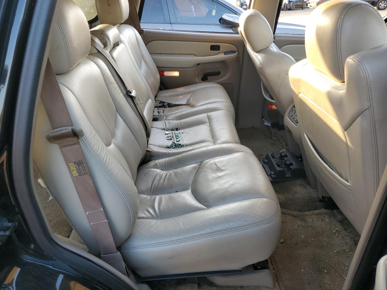 2003 Chevrolet Tahoe - Image 11