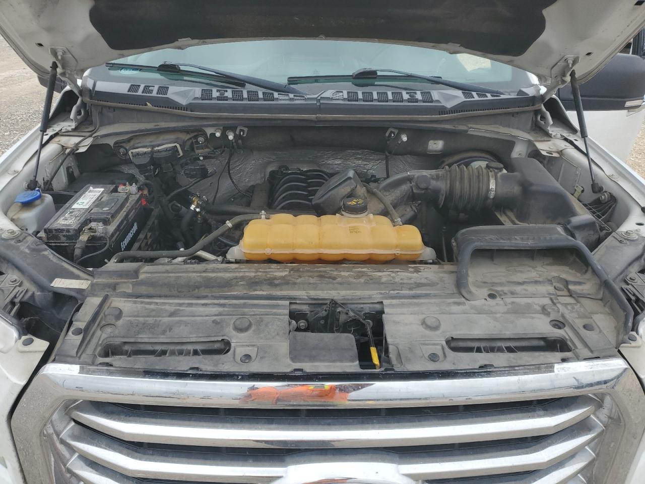 2015 Ford F-150 - Image 11