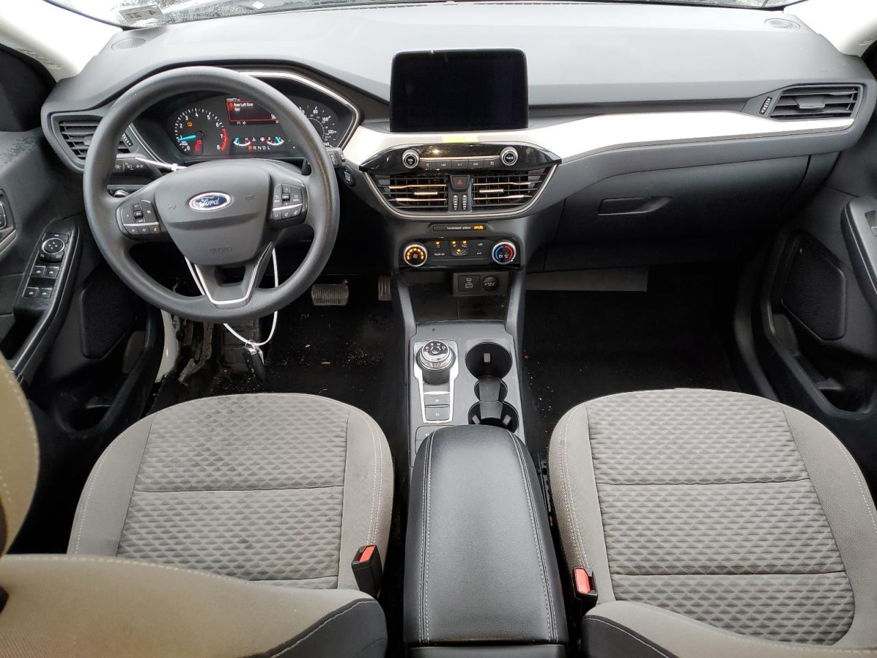 2022 Ford Escape - Image 8